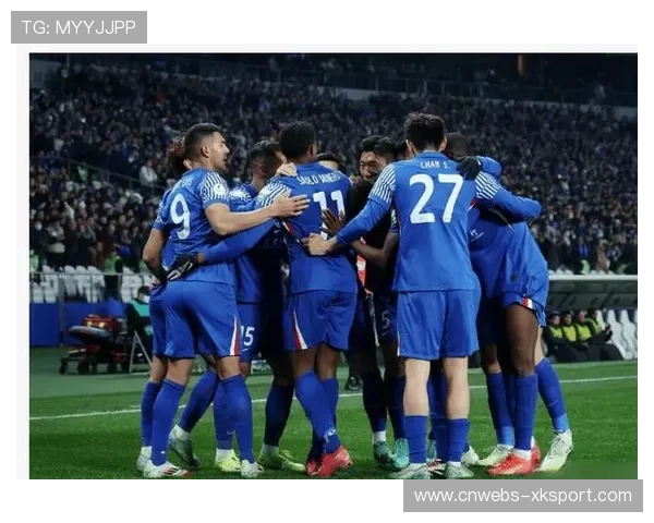 罗塞尼尔低迷期跳槽切尔西，斯特拉斯堡球迷抗议多俱乐部模式附庸化。